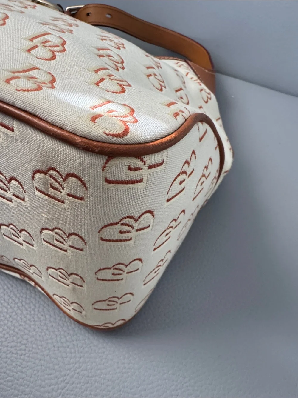 DOONEY & BOURKE CREAM TAN CANVAS LEATHER DB LOGO LOCK HOBO CRESCENT SHOULDER BAG